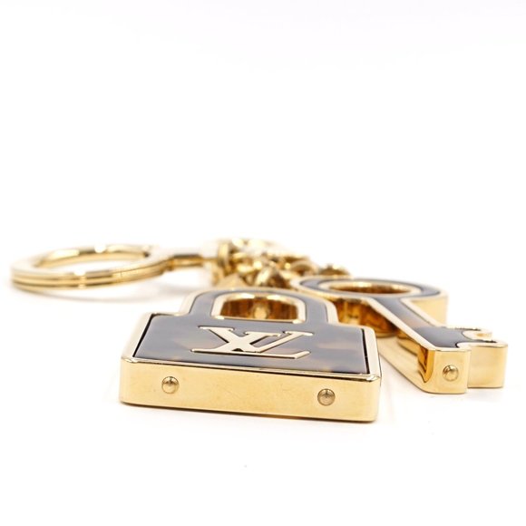 Resin Lock and Key Monogram Key Ring Chain Charm - Picture 3 of 8